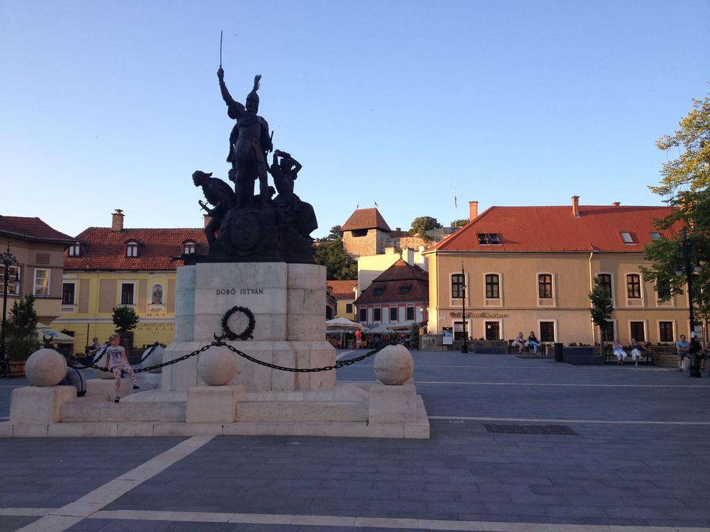 Orchidea Apartman Eger Zewnętrze zdjęcie